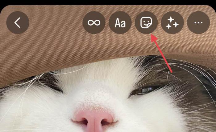 インスタ一言でスタンプを選ぶ画面